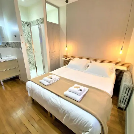 Rue Sarret Xxl 아파트