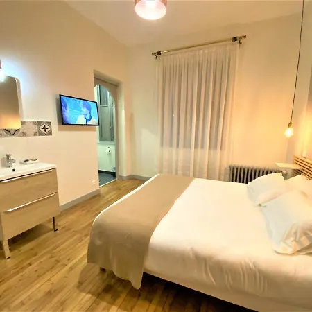 Rue Sarret Xxl 아파트 *