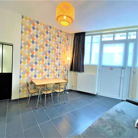 Rue Sarret Xxl 아파트 *