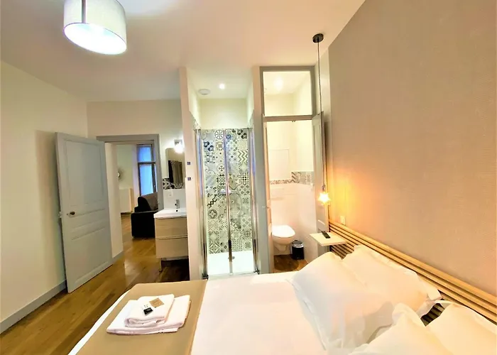 Апартаменты Rue Sarret Xxl