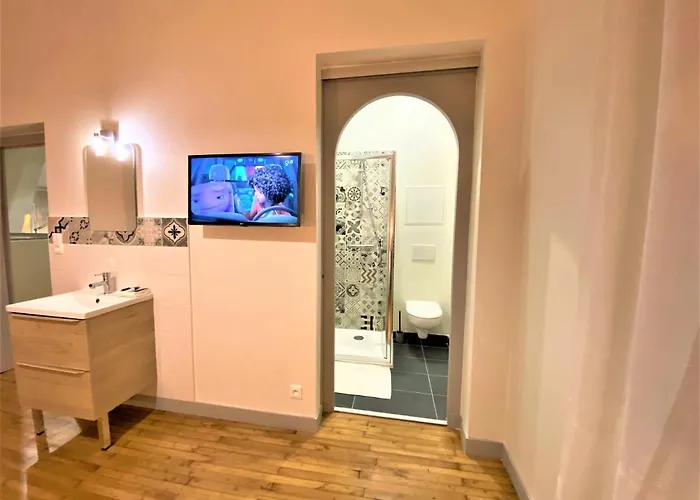 Апартаменты Rue Sarret Xxl